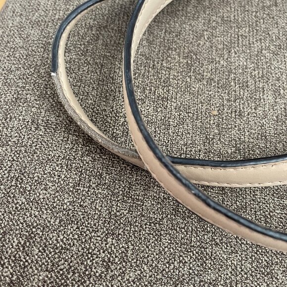 MICHAEL KORS Bedford Pocket Tote Bag - Picture 8 of 12